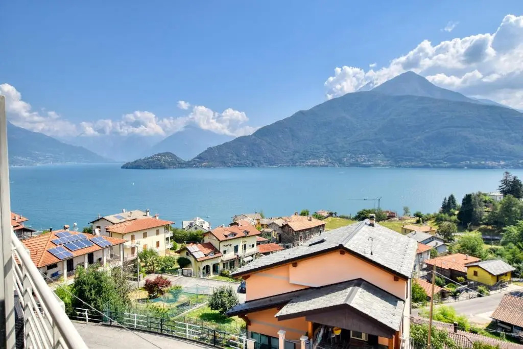 Bello Pianello 2-Bedroom Apartment