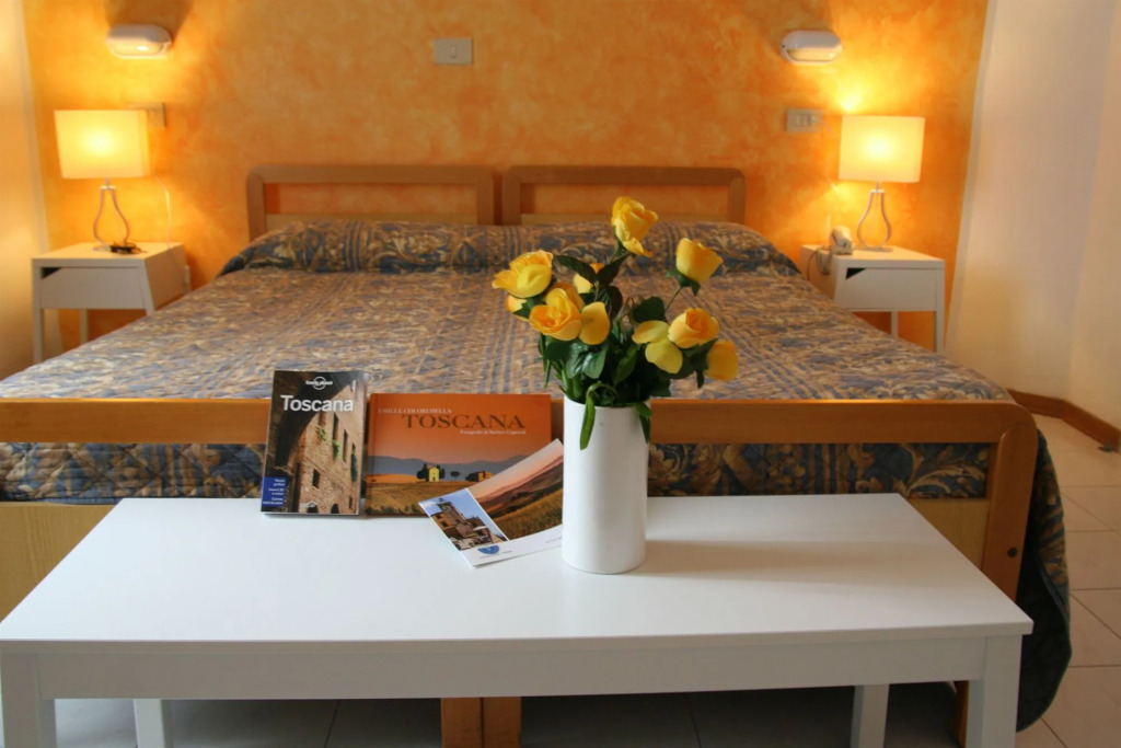 Hotel Elena