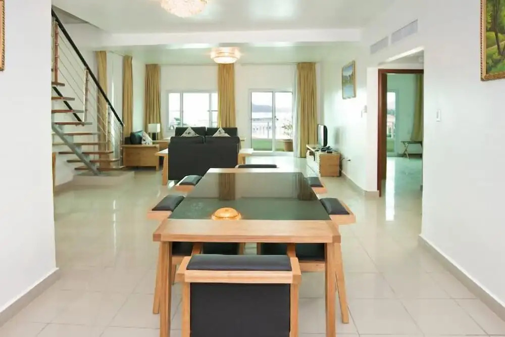 Simpson Bay Suites