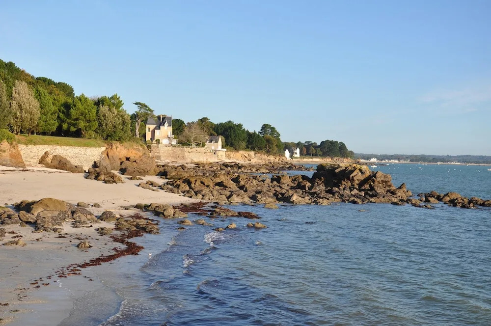 Apartment With One Bedroom In Fouesnant With Wonderful Sea View 50 M From The Beach