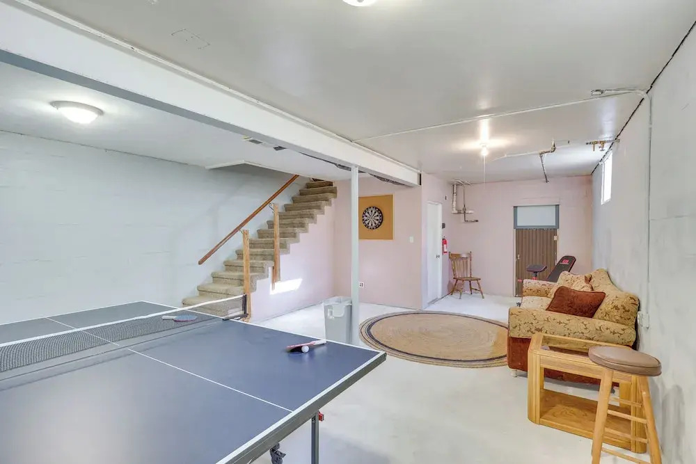 Charming Farmington Home ~ 16 Mi to Aztec Ruins!