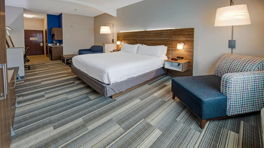 Holiday Inn Express Hotel and Suites Corsicana I-45 by IHG