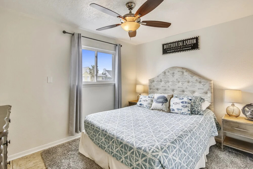 Reel Me In - As Seen On Tv! 5 Bedroom Home