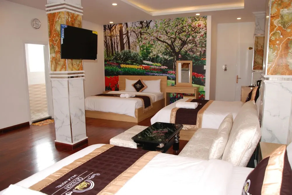 Queen Villa 2 Hotel