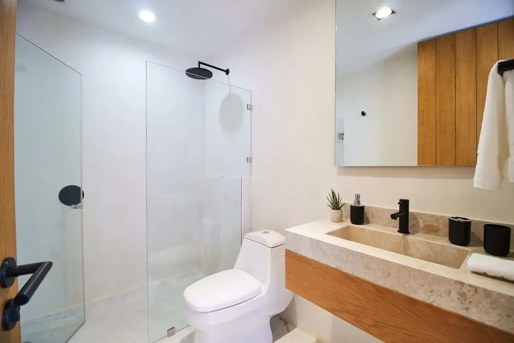 Pure Condos 302 By Lockey