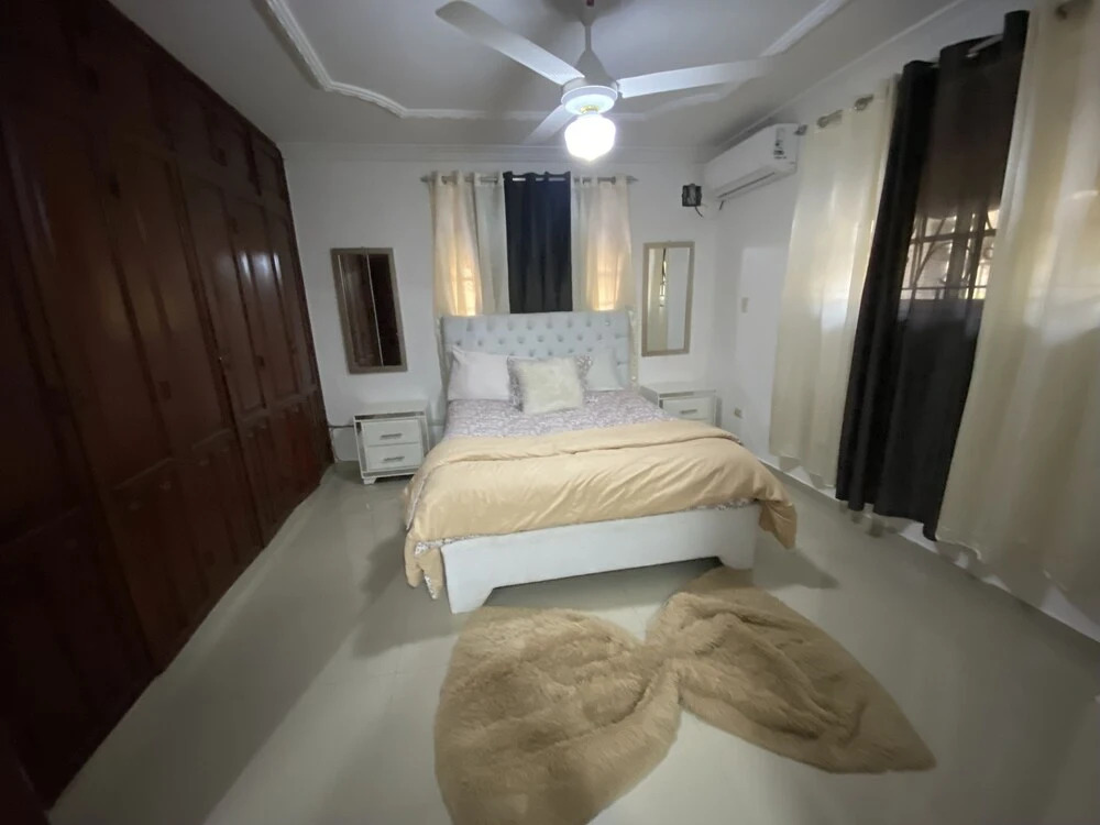 Cozy 3-bedroom Apartment in Santo Domingo!
