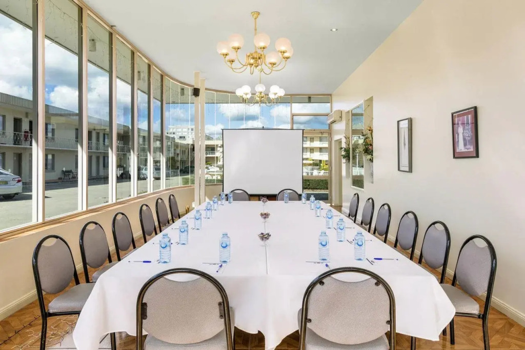 Central Motel & Apartments, Best Western Signature Collection