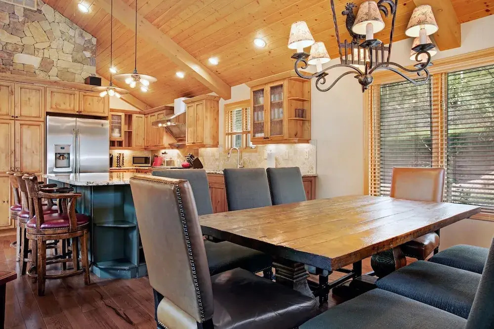 4515 Bighorn Road 4 Bedroom Home