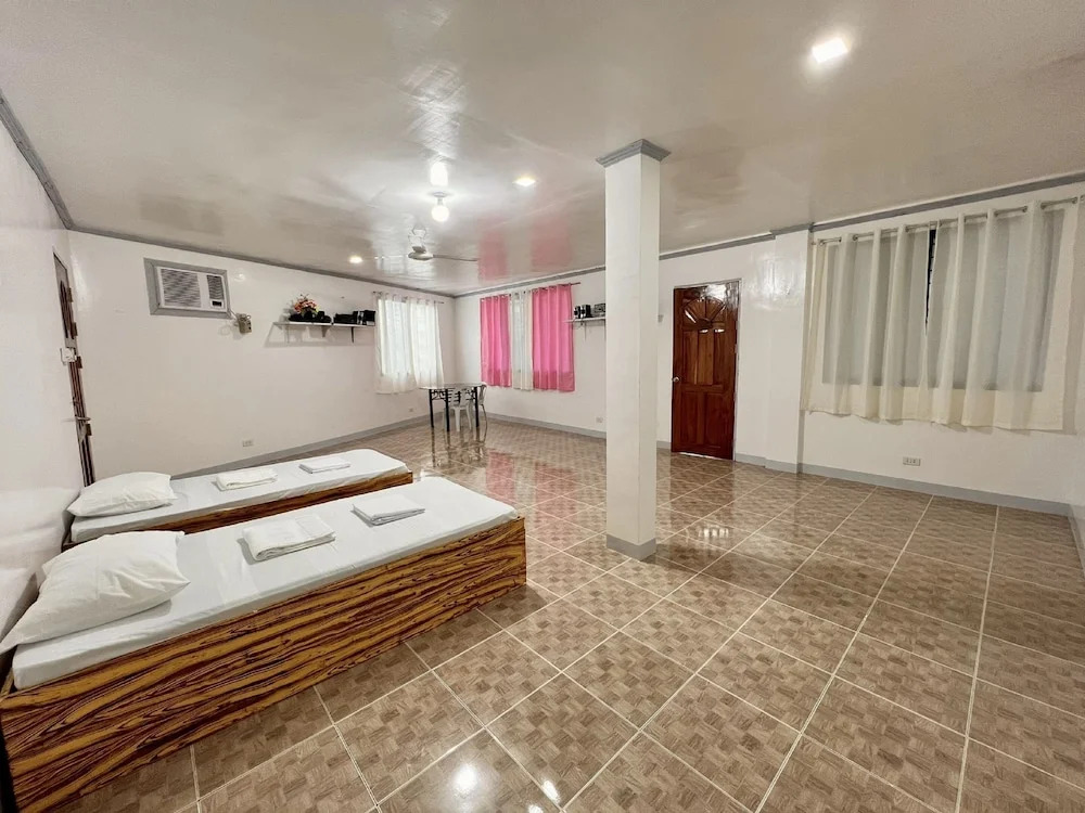 RedDoorz at Lao Singuan Homestay