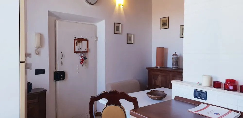 Porta Camollia Apartment