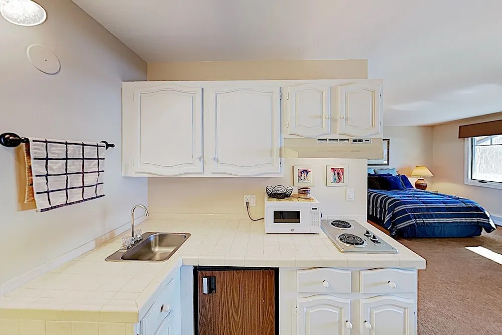 2345 Apres Ski Way House Unit 114 - 4 Br home by RedAwning