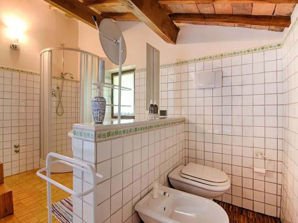Villa in Borgo Pace with Private Pool