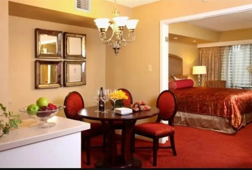 Jockey Club 2 bed 2 ba
