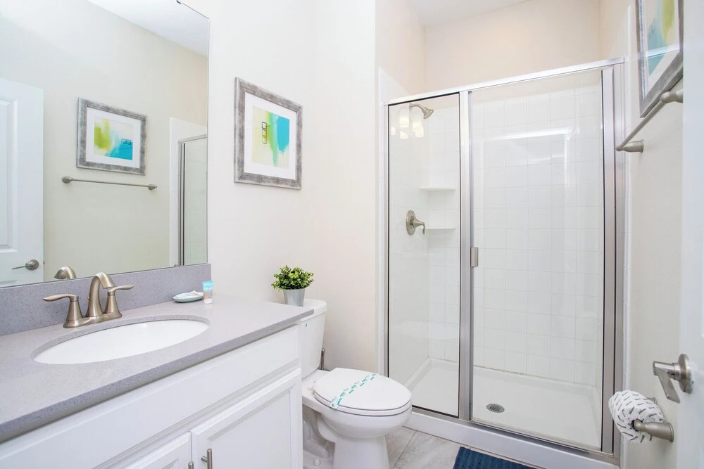 Ravishing Four Bd w Pool Close to Disney 4947
