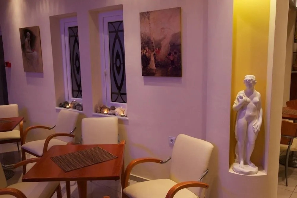 Efstratios Hotel