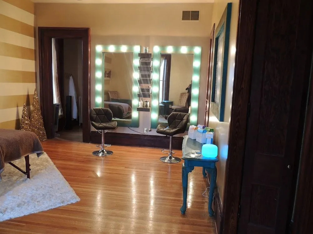 Lyons'' Twin Mansions B&B And Spa