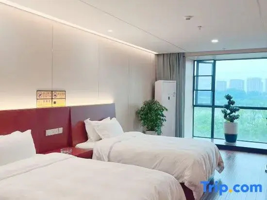 Zhichu Hotel