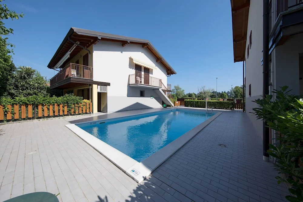 Gardenia P1 10 by Wonderful Italy