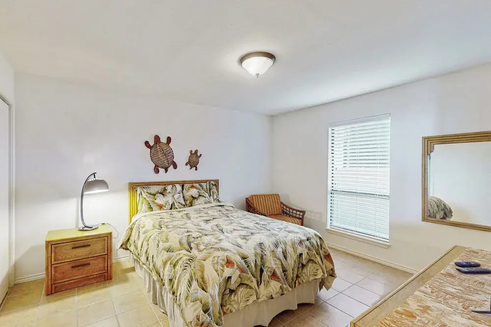 All-suite 3br, Beachfront: Suntide III - Unit 206