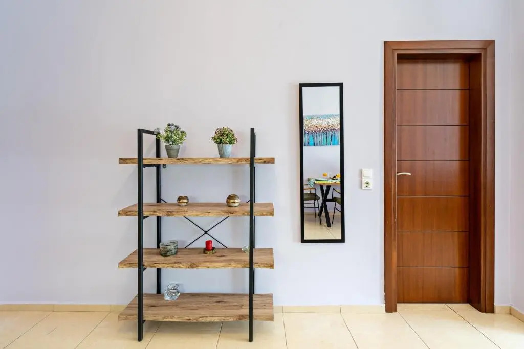 Arie's 1 Bedroom Apartment