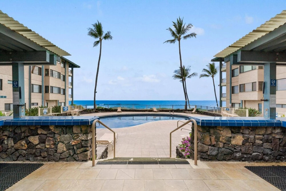 Big Island Kona Reef C-32 by Coldwell Banker Island Vacations