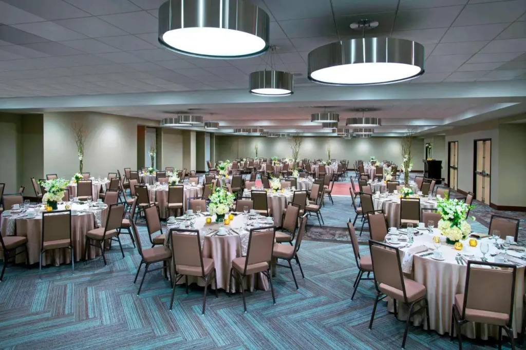 Holiday Inn Charleston