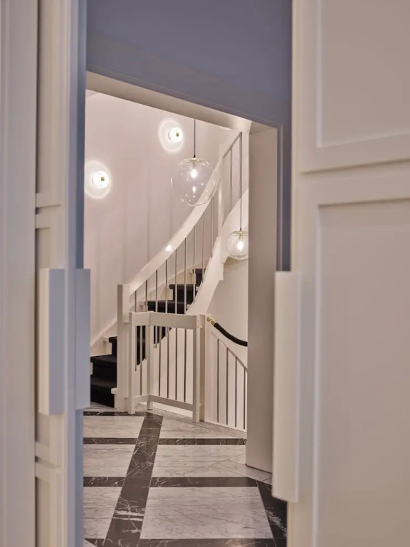 Townhouse by THE QVEST