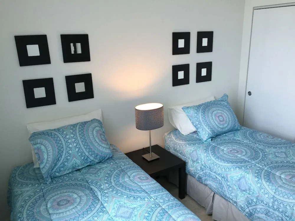 LYX Suites by the Miami River