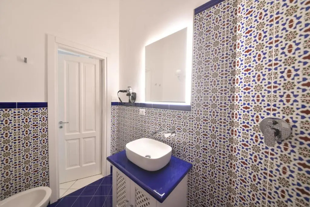 Queen Suite - Luxury Rooms