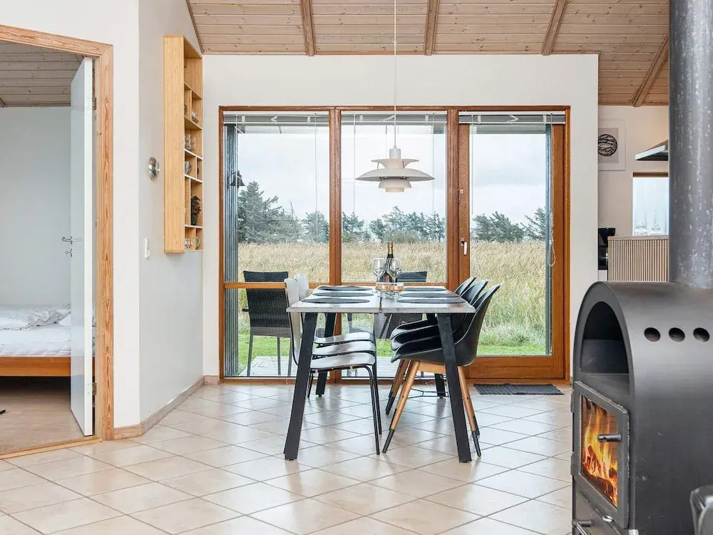 6 Person Holiday Home in Ulfborg