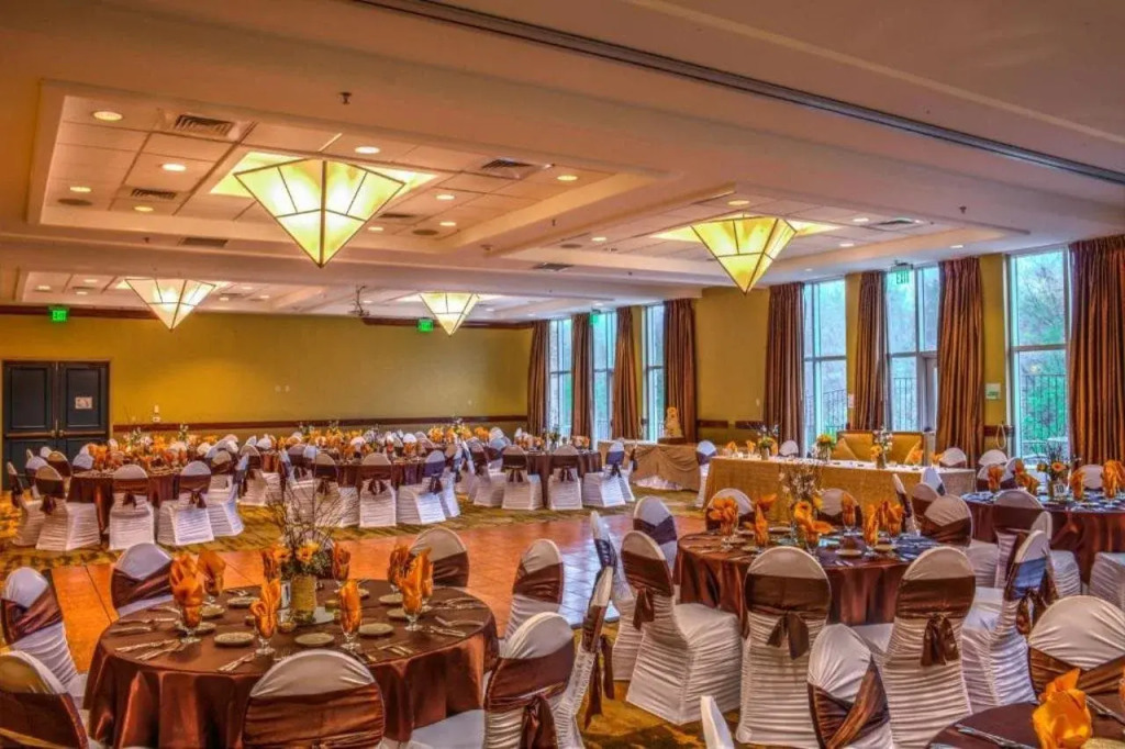 Holiday Inn San Antonio Northwest- SeaWorld Area by IHG