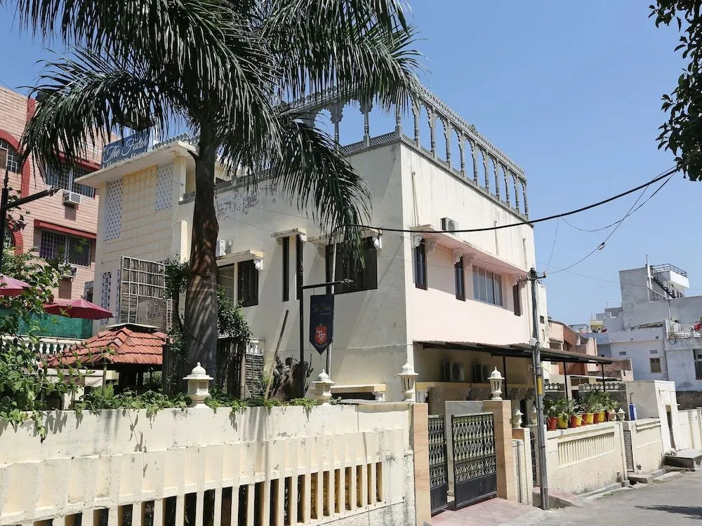 OYO 9666 Hotel The Fateh