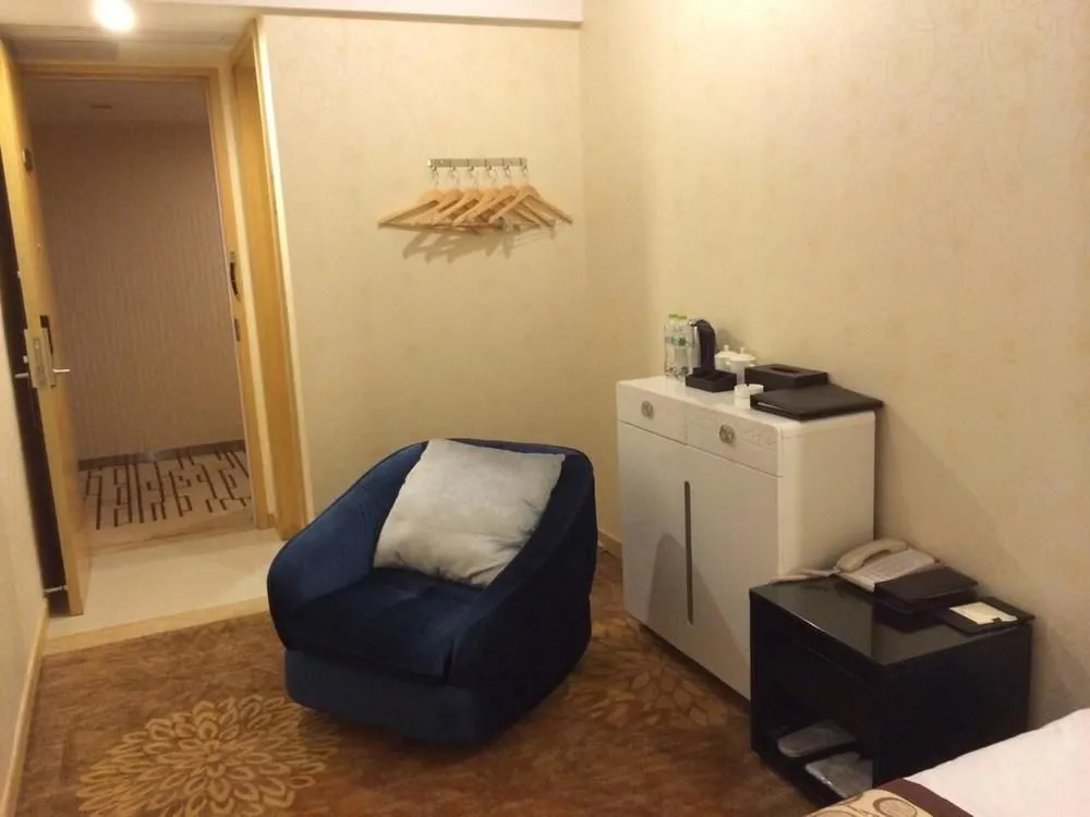 Dollar Hotel- Wuhan