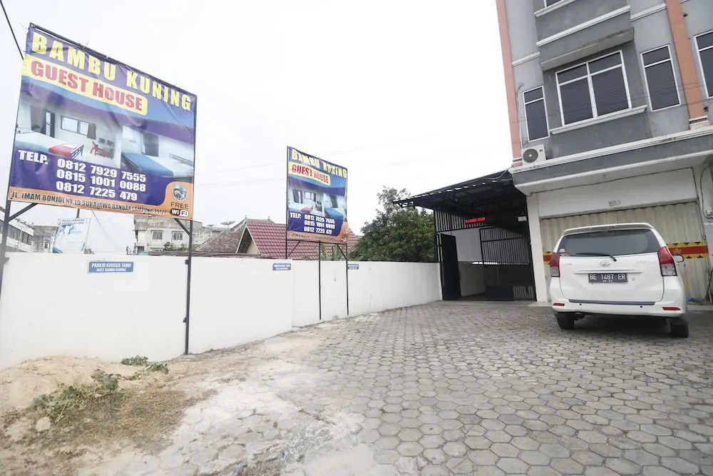 Hotel Bambu Kuning