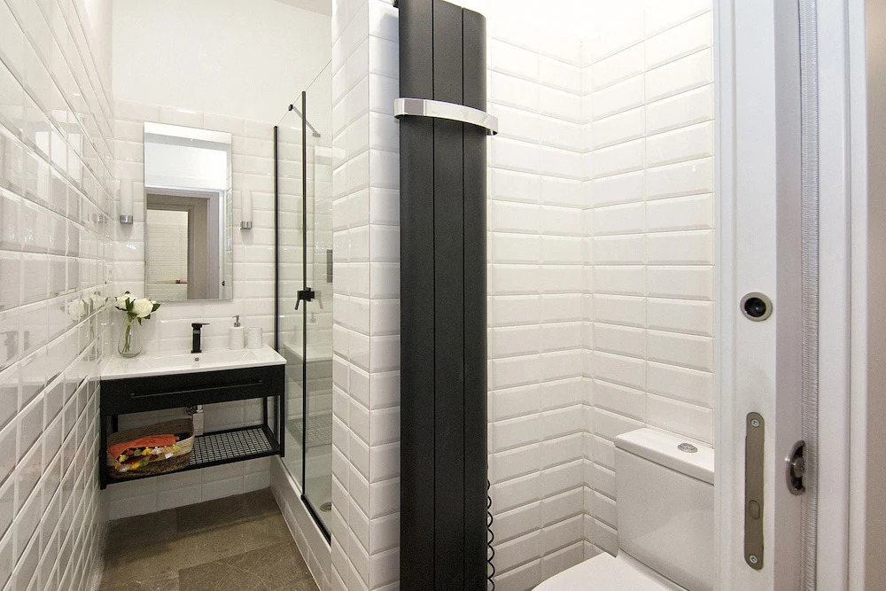 Bright and Elegant 3BR Exclusive Retreat