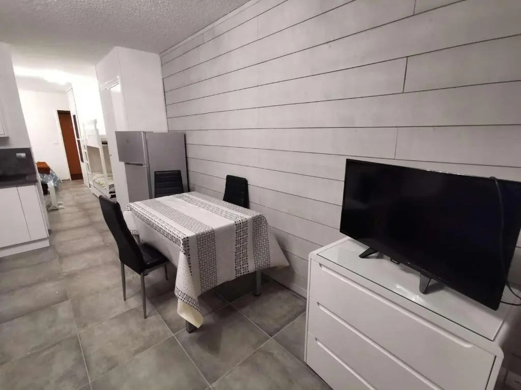 Studio Saint-Michel-de-Chaillol, 1 pièce, 6 personnes - FR-1-393-155