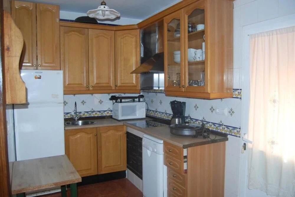 House With 4 Bedrooms in Torrejón el Rubio, With Wonderful Mountain Vi