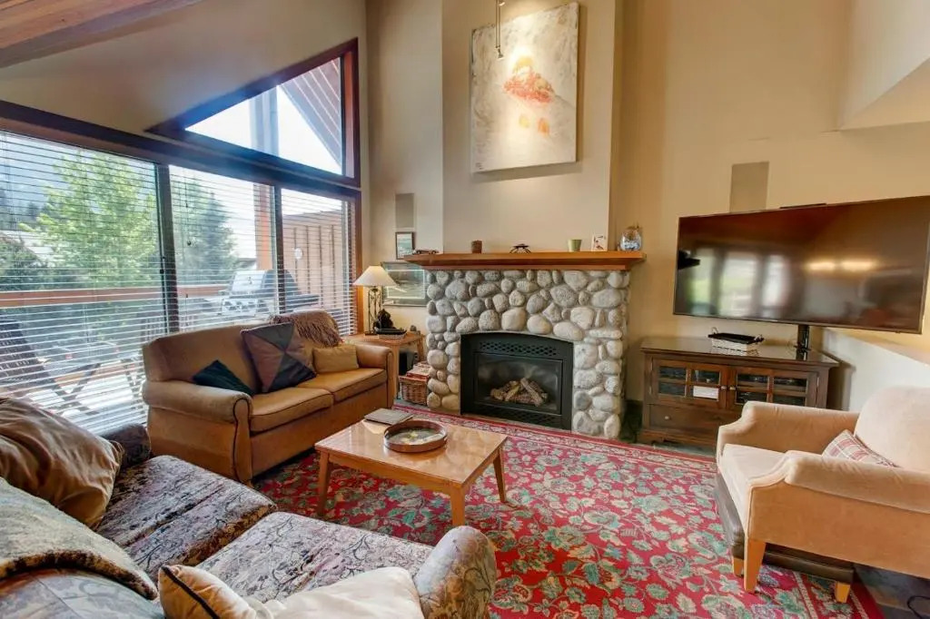 Admira Properties - Whistler