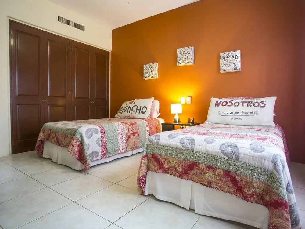 Luna Maya condo free access to Beach club