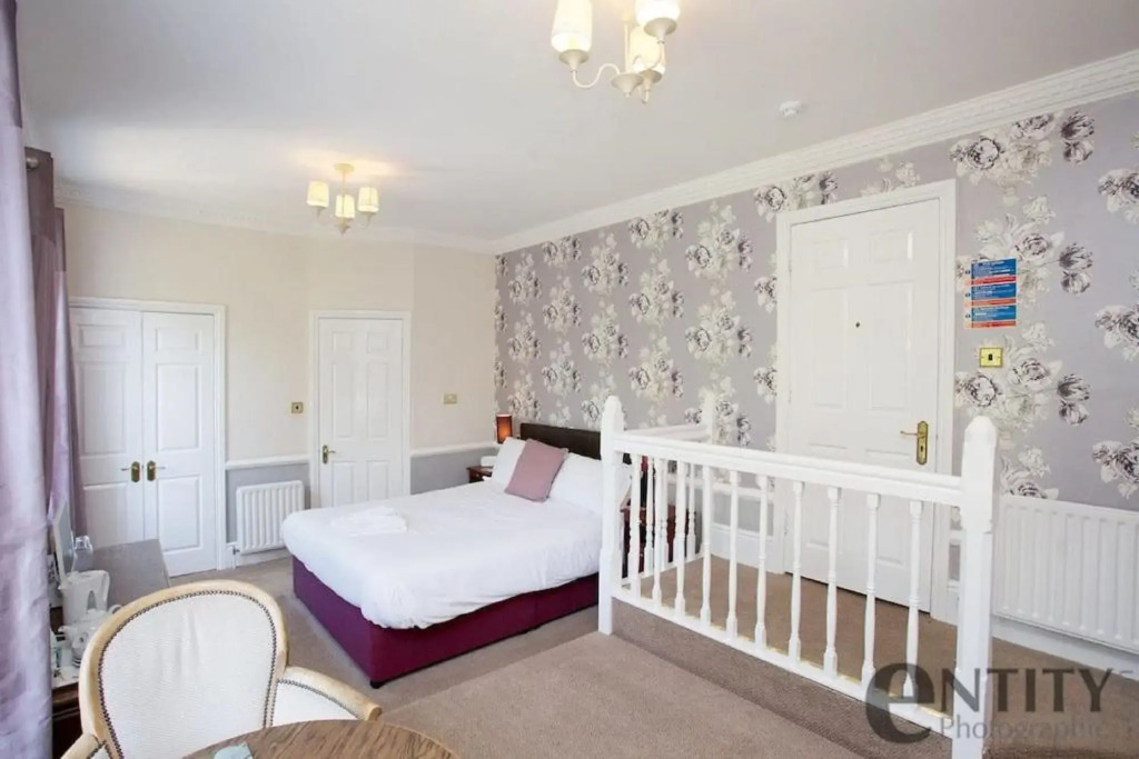 Woodlands Lodge Hotel