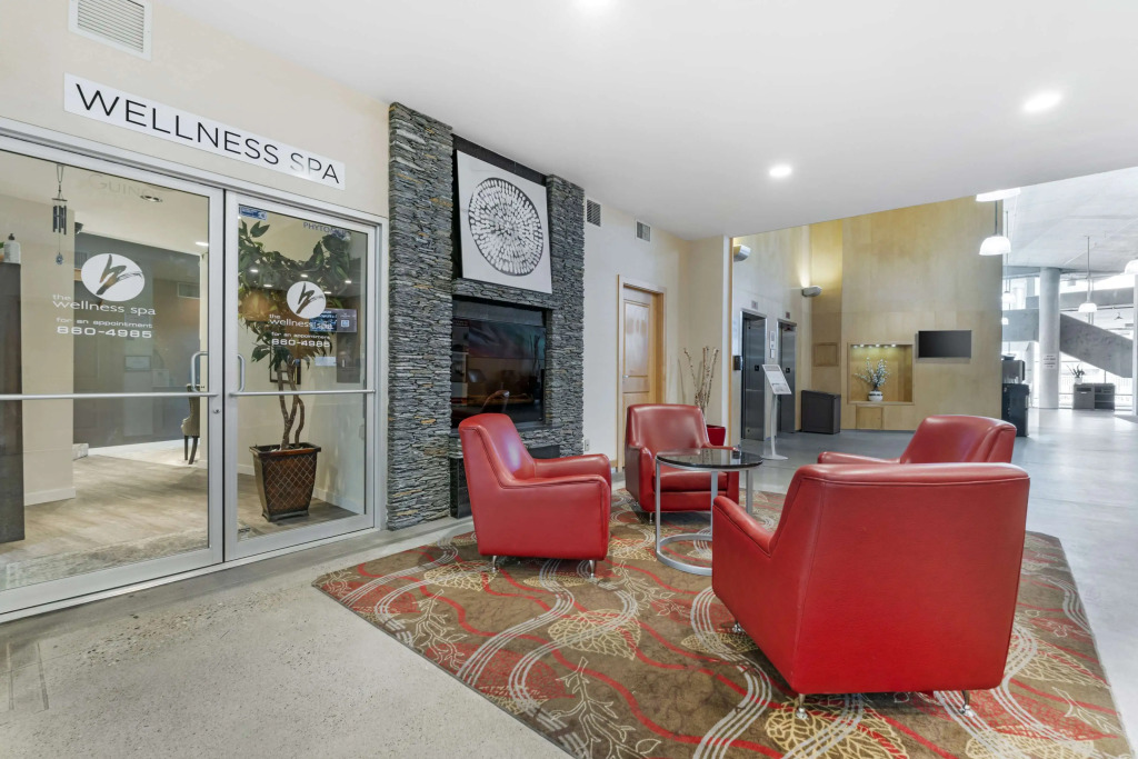Best Western Plus Kelowna Hotel & Suites