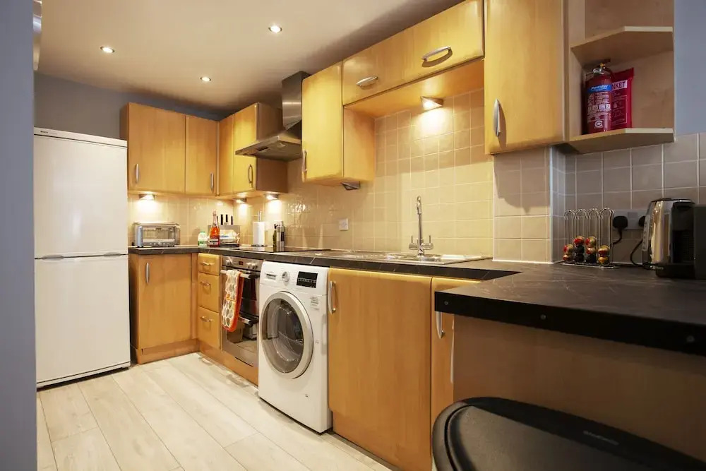 The Wesley Luxury City Apartment