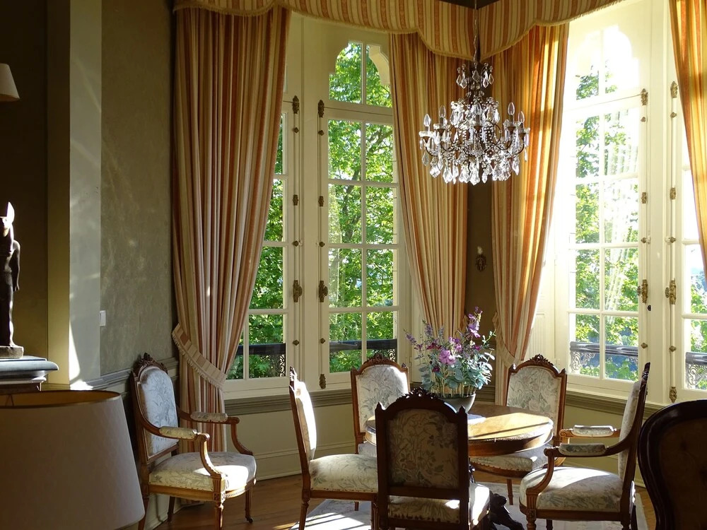 Vineyards and Valleys: A French Hide-in