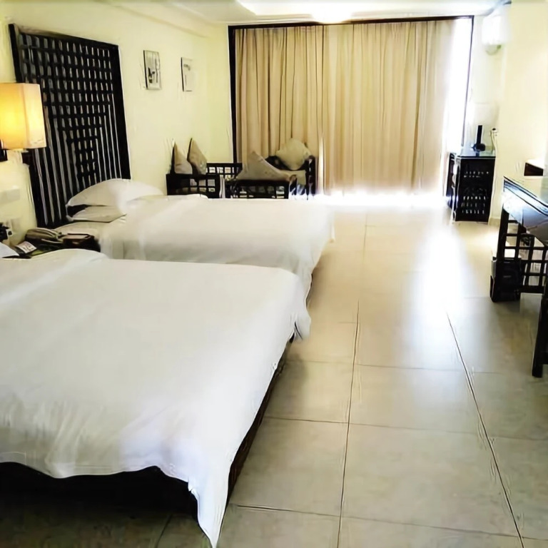 Yangpuwan Seaview Garden Hotel
