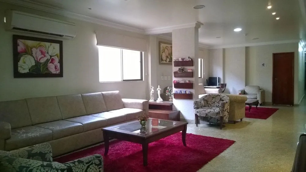 BBB Rooms Praça do Ratinho Goiânia GO
