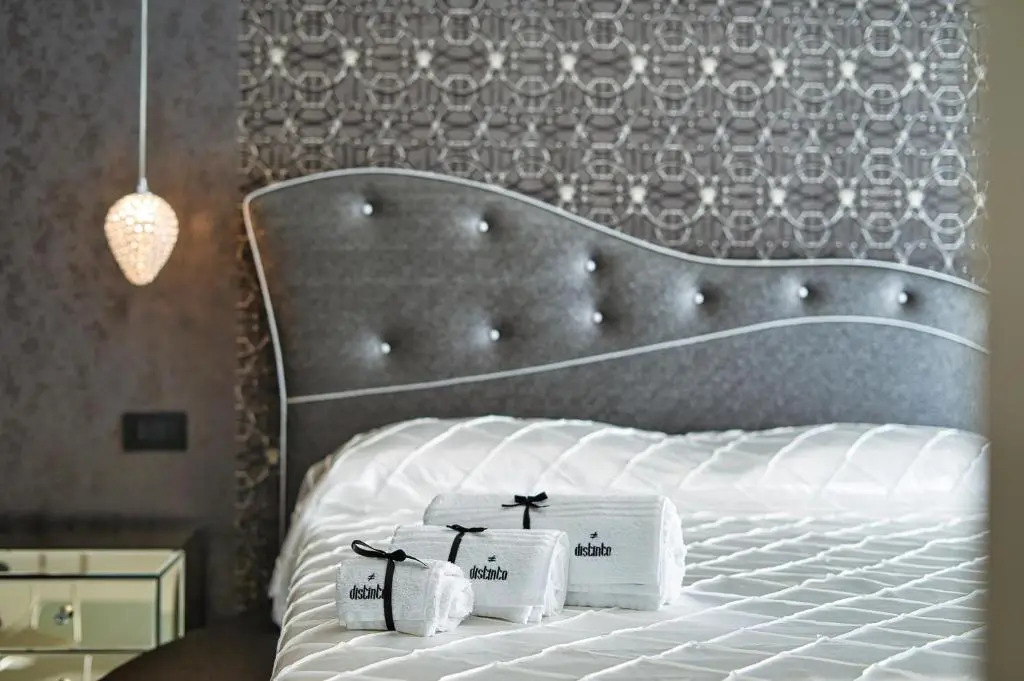 Distinto Suite & Rooms