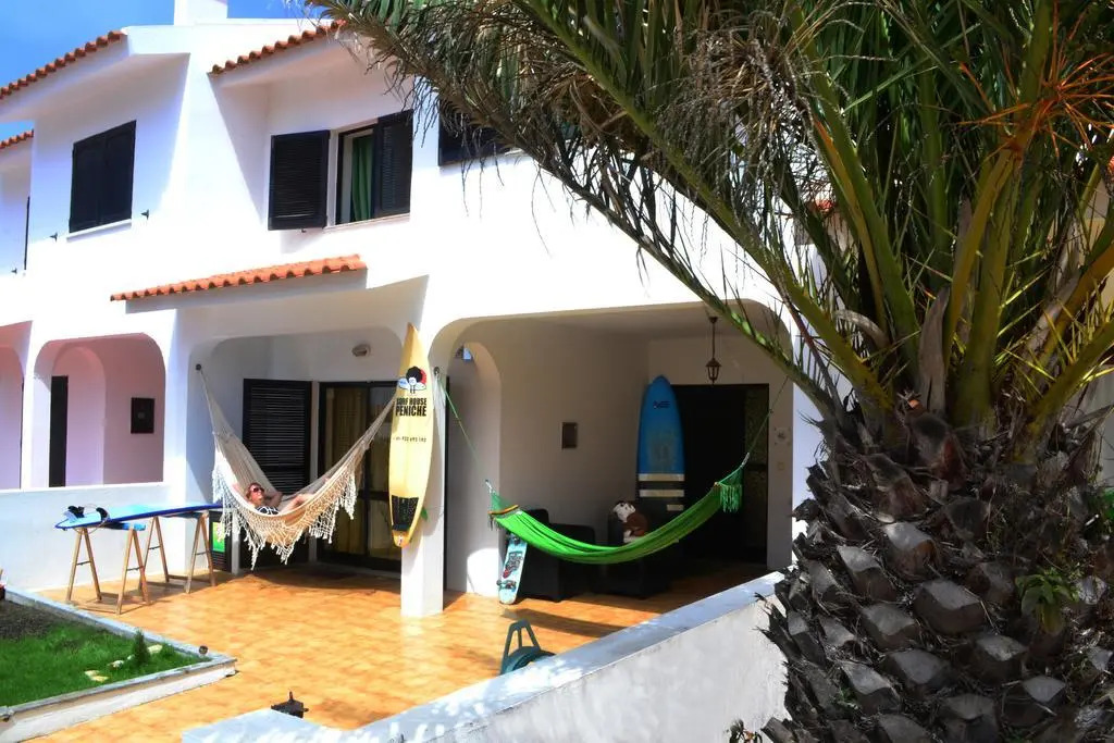 Surf House Peniche
