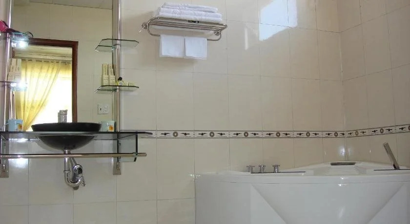 Hoang Loc Hotel