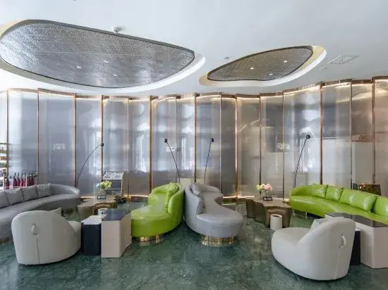 Green No. 19 Hotel (Nanyang Seventh Road Wollonggang Store)