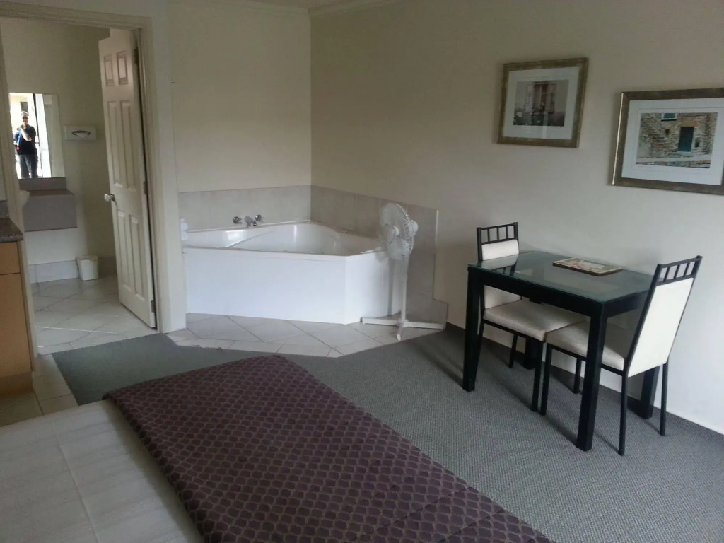 Stay 280 & Stay 284 Rotorua - Refurbished Modern Accommodation